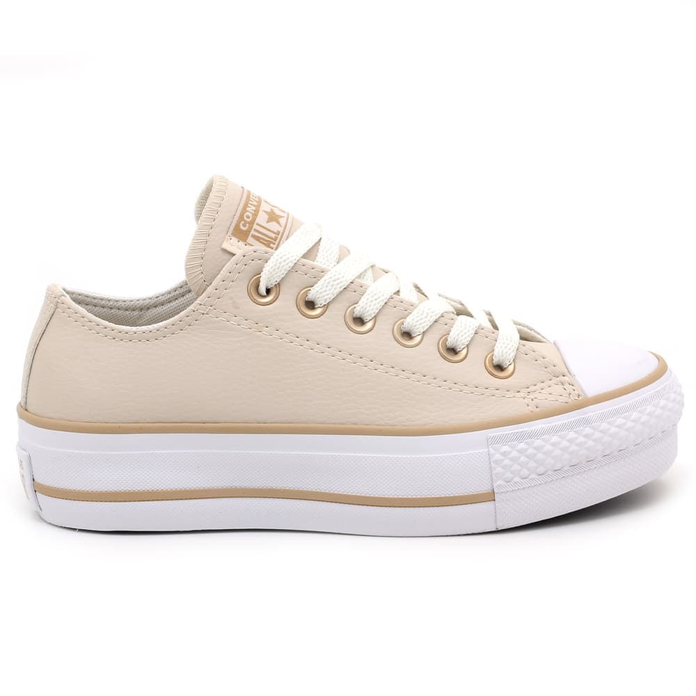 Tênis Converse Chuck Taylor Lift Plataforma Feminino na cor bege claro, mostrando o design com plataforma e detalhes em couro sintético.