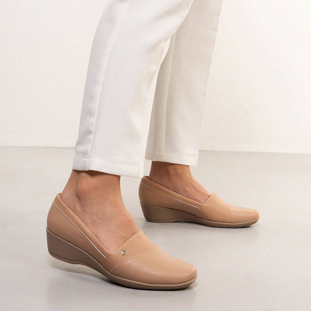 Sapato Mocassim Nude Piccadilly Feminina Confortável e Elegante