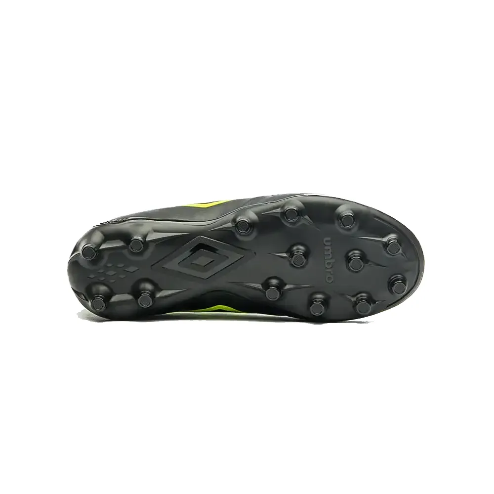 Umbro-Chuteira-24-U07FB085-161-Classe-PretoLimao--3-