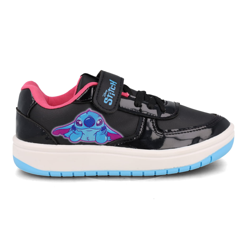 Tênis infantil Dyan preto com detalhes em azul e rosa, vista frontal