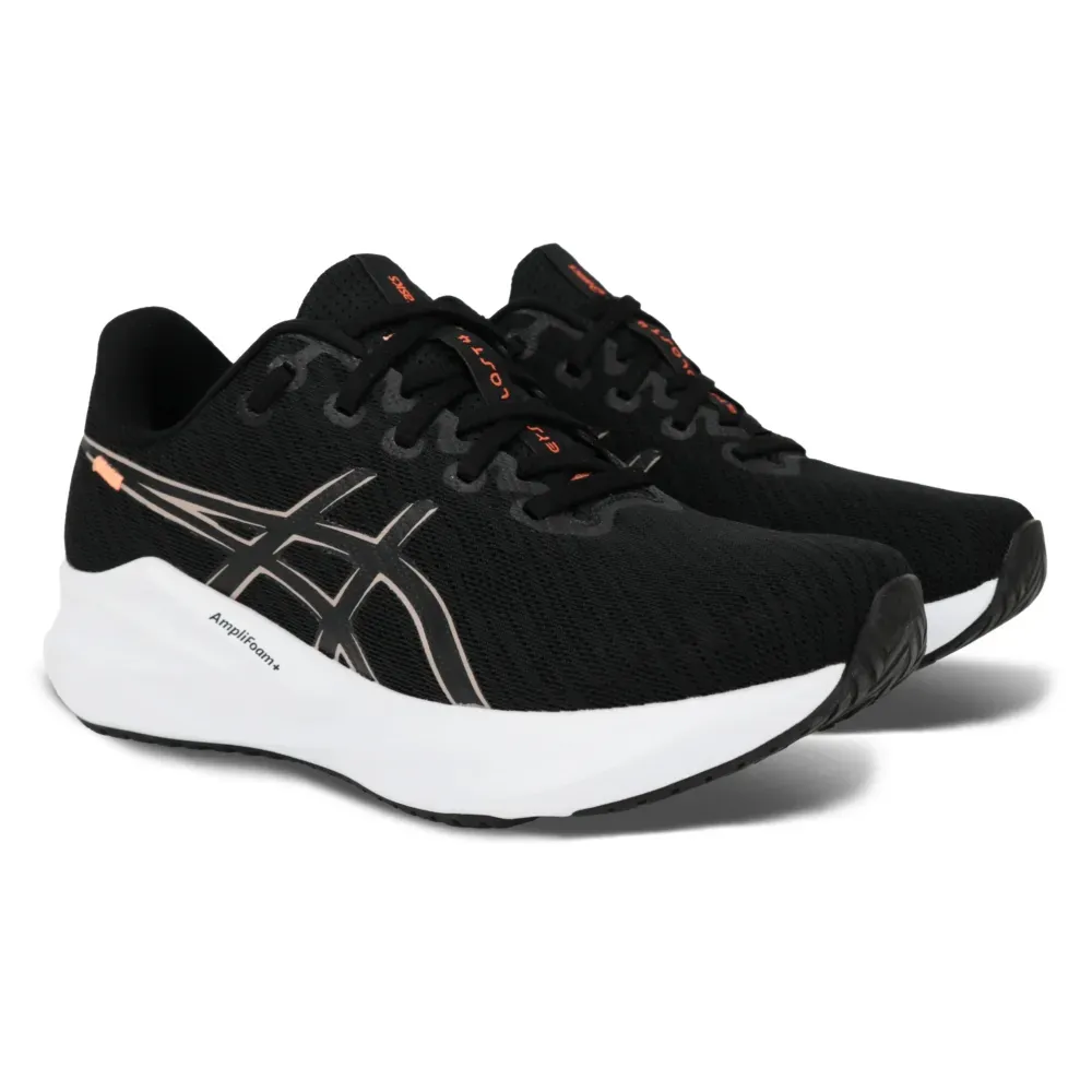Tênis Asics Versablast 4 feminino preto mostrando amortecimento e design