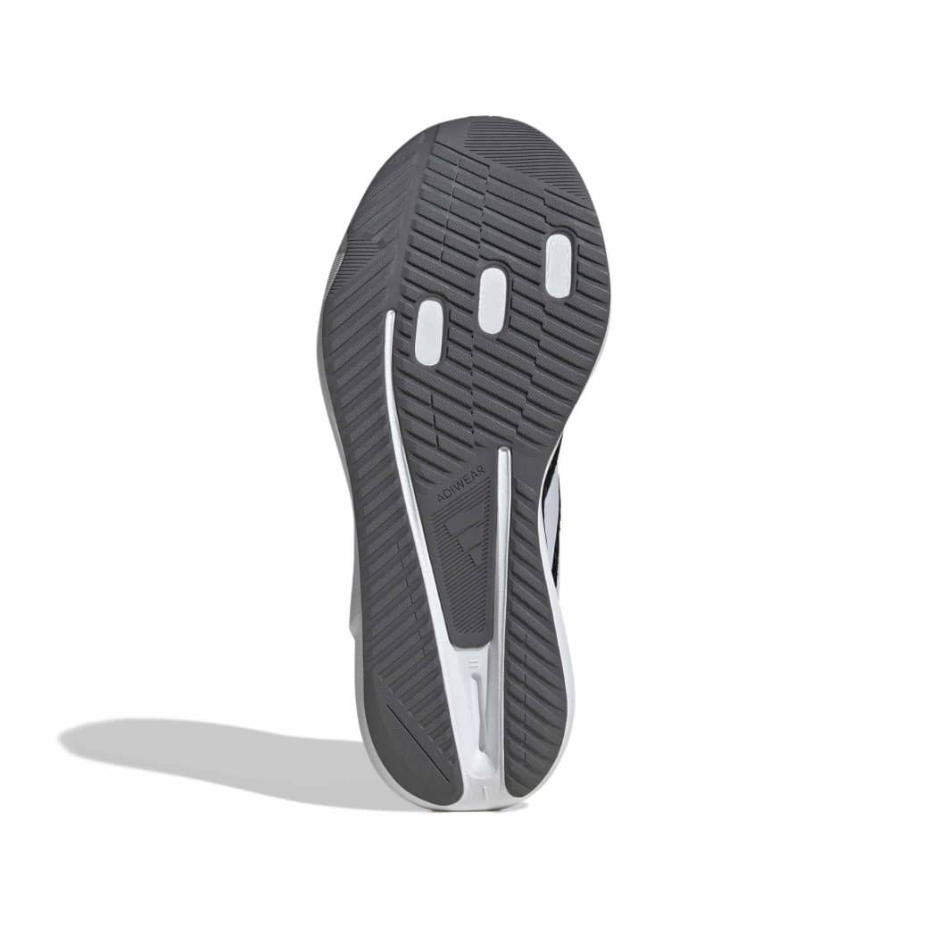 IH8225_4_FOOTWEAR_Photography_Bottom-View_white
