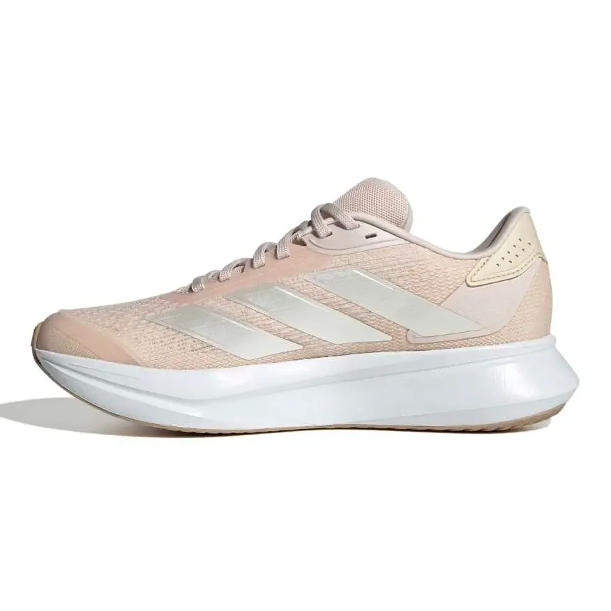 JI3009_5_FOOTWEAR_Photography_Side-Medial-Center-View_white