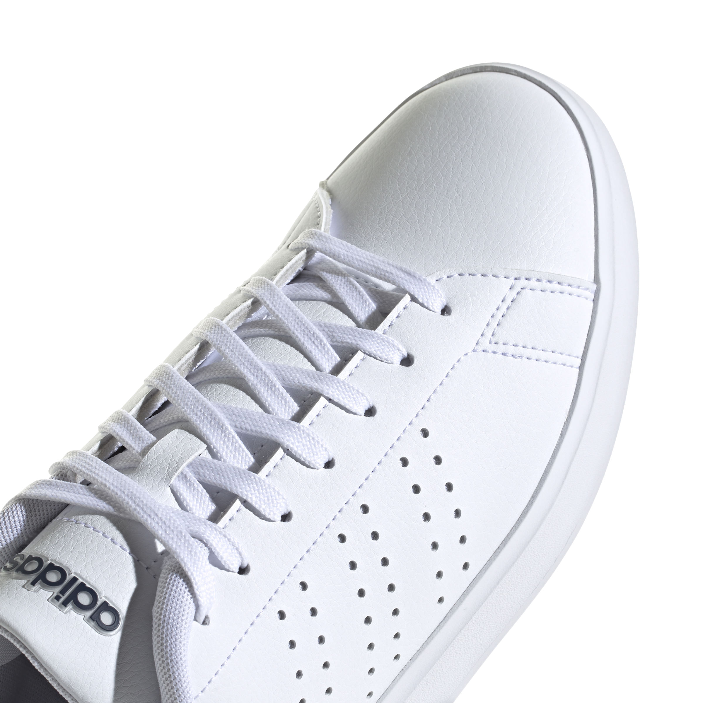 IF1661_9_FOOTWEAR_Photography_Detail-View-2_white.jpg