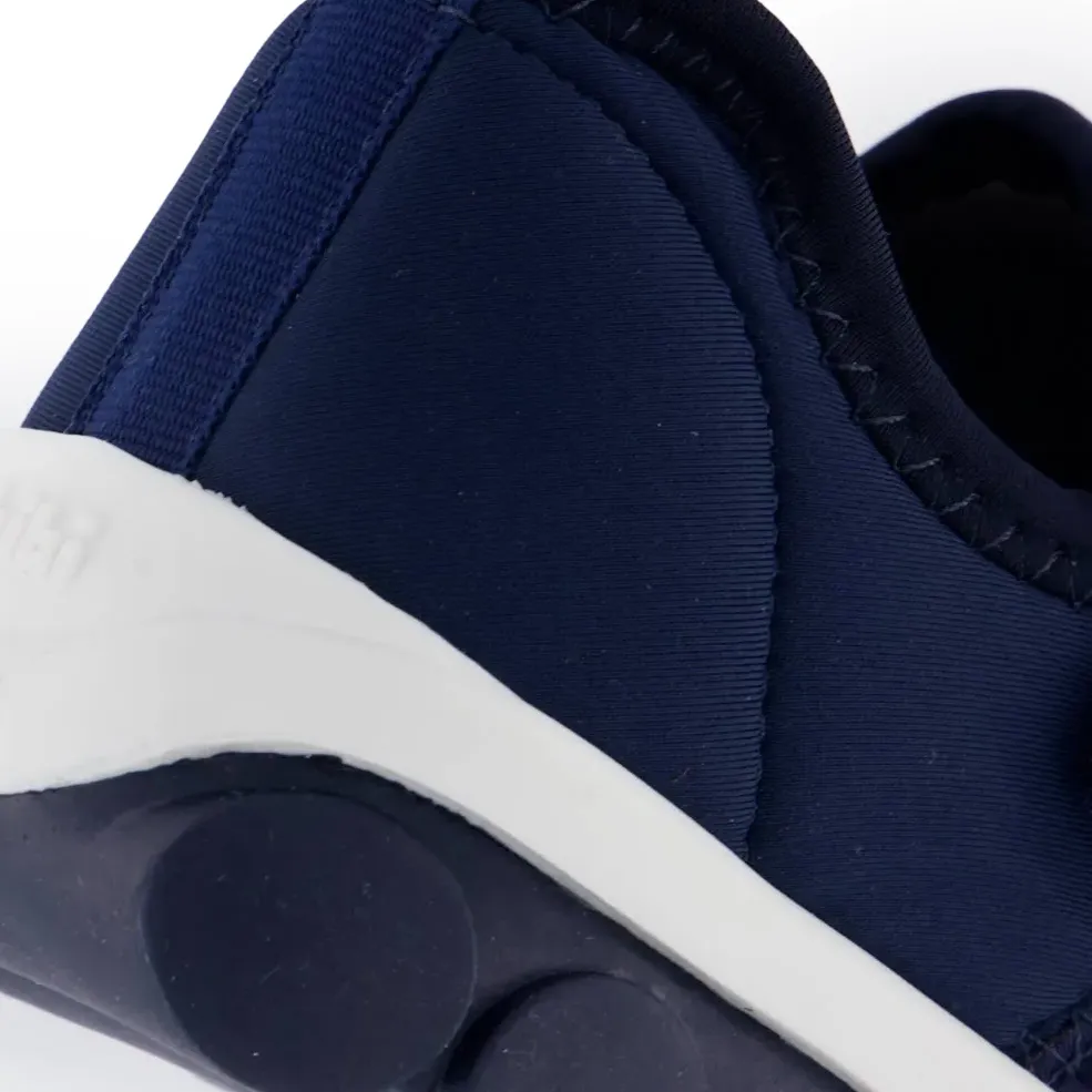 Tênis infantil azul Bibi Roller 2.0 com design moderno e confortável