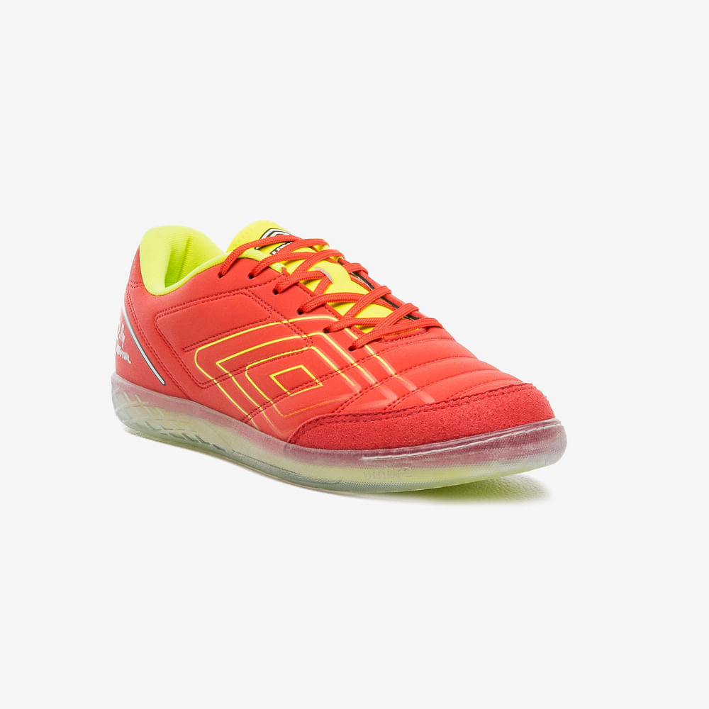 Chuteira Futsal Umbro BR Vermelha Masculina vista lateral para ajuste