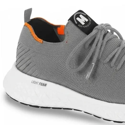 Tênis Molekinho infantil masculino cinza com detalhes laranja e preto, vista lateral esquerda
