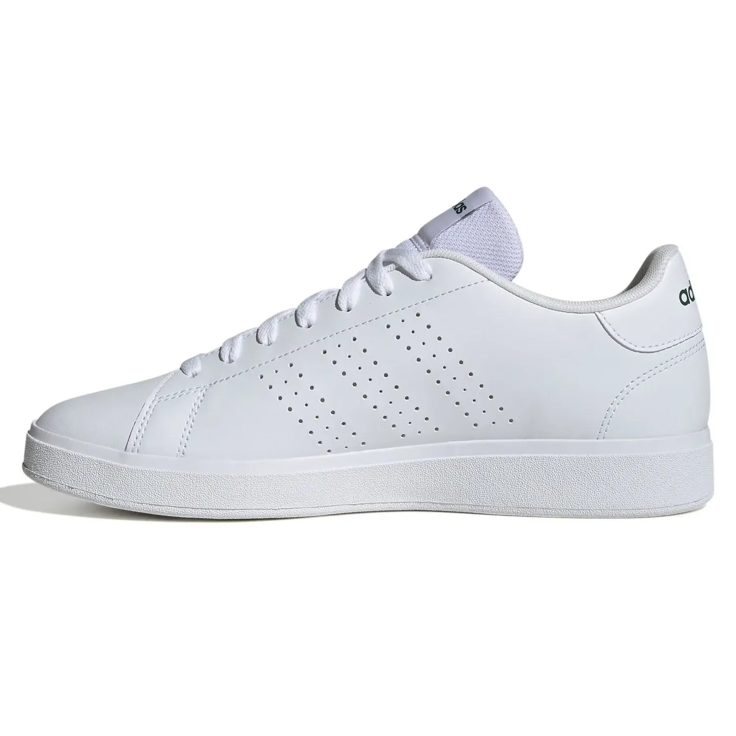 IF4135_5_FOOTWEAR_Photography_Side-Medial-Center-View_white