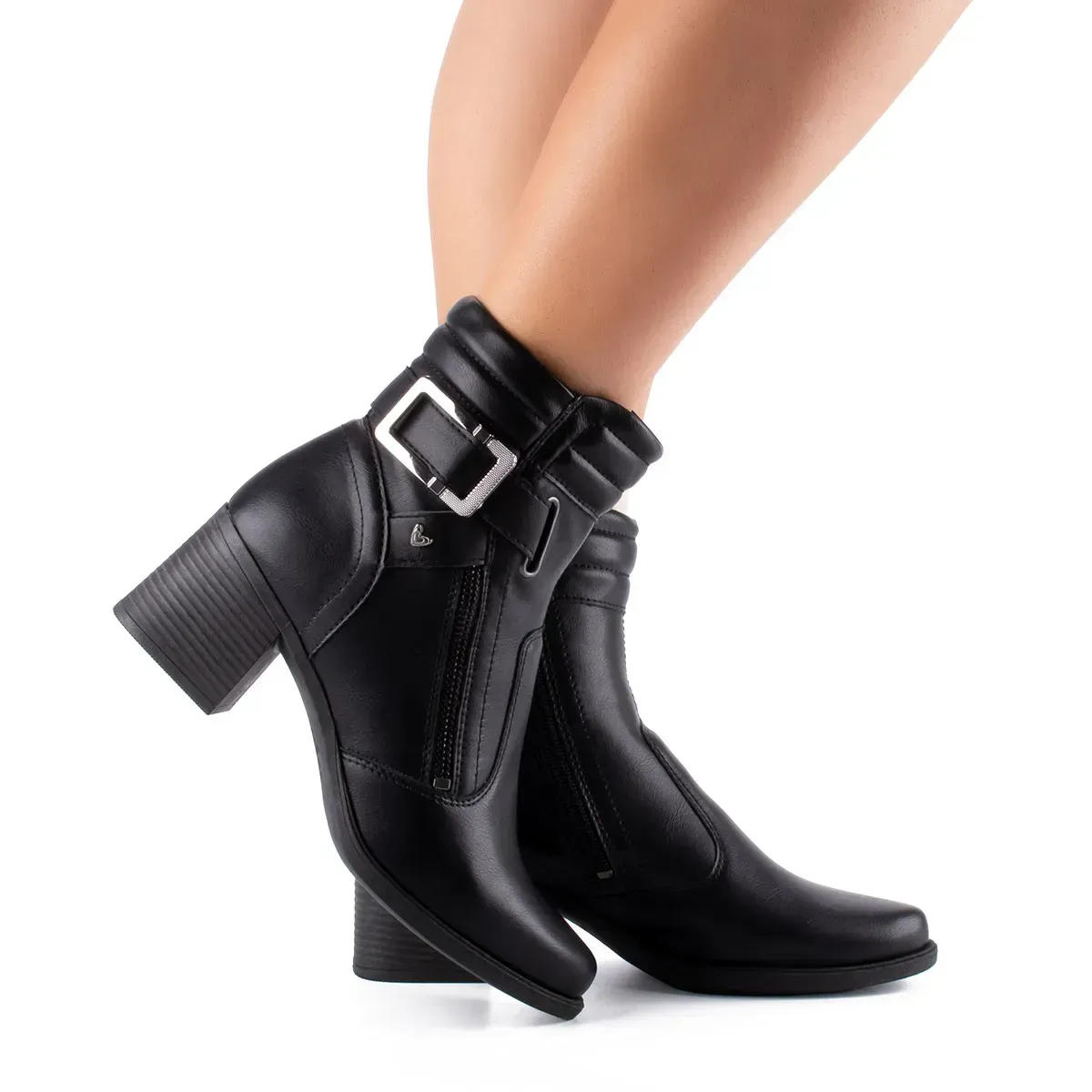 Bota Berteli Mississipi preta vista lateral com design moderno e salto bloco