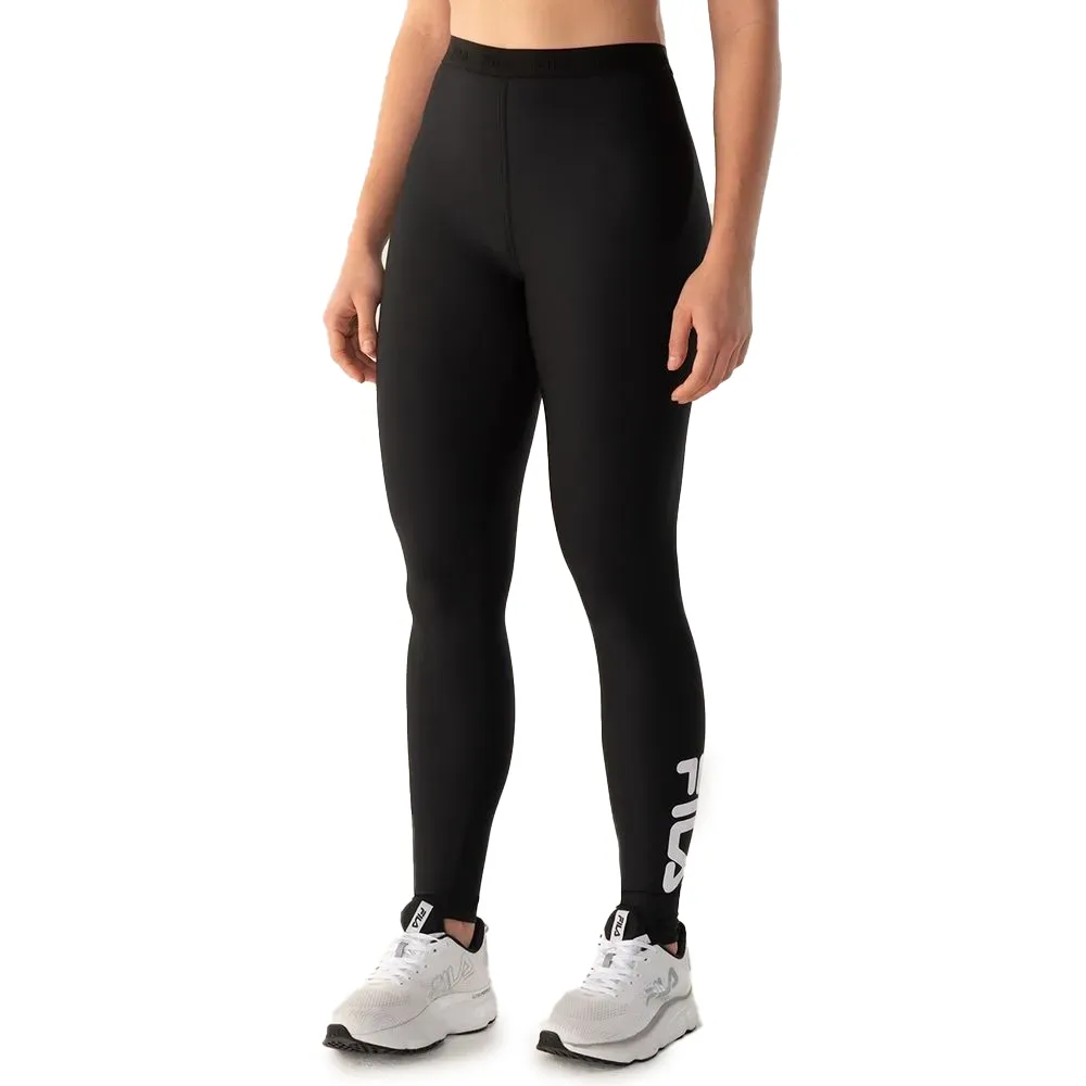 Legging Fila Train Elastic IIII Preta Feminina vista lateral com logo branco da marca Fila