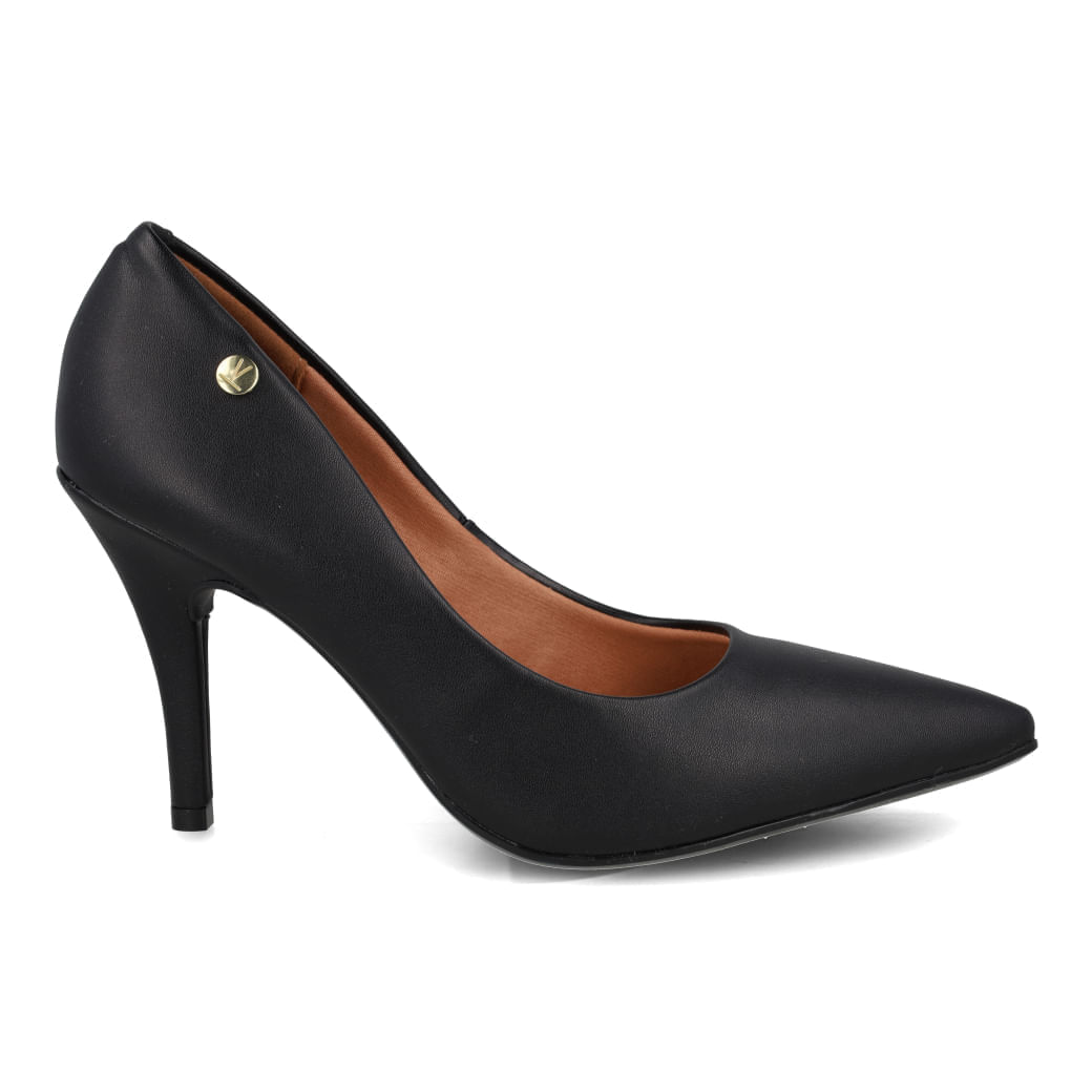Sapato scarpin feminino preto com salto fino, vista frontal