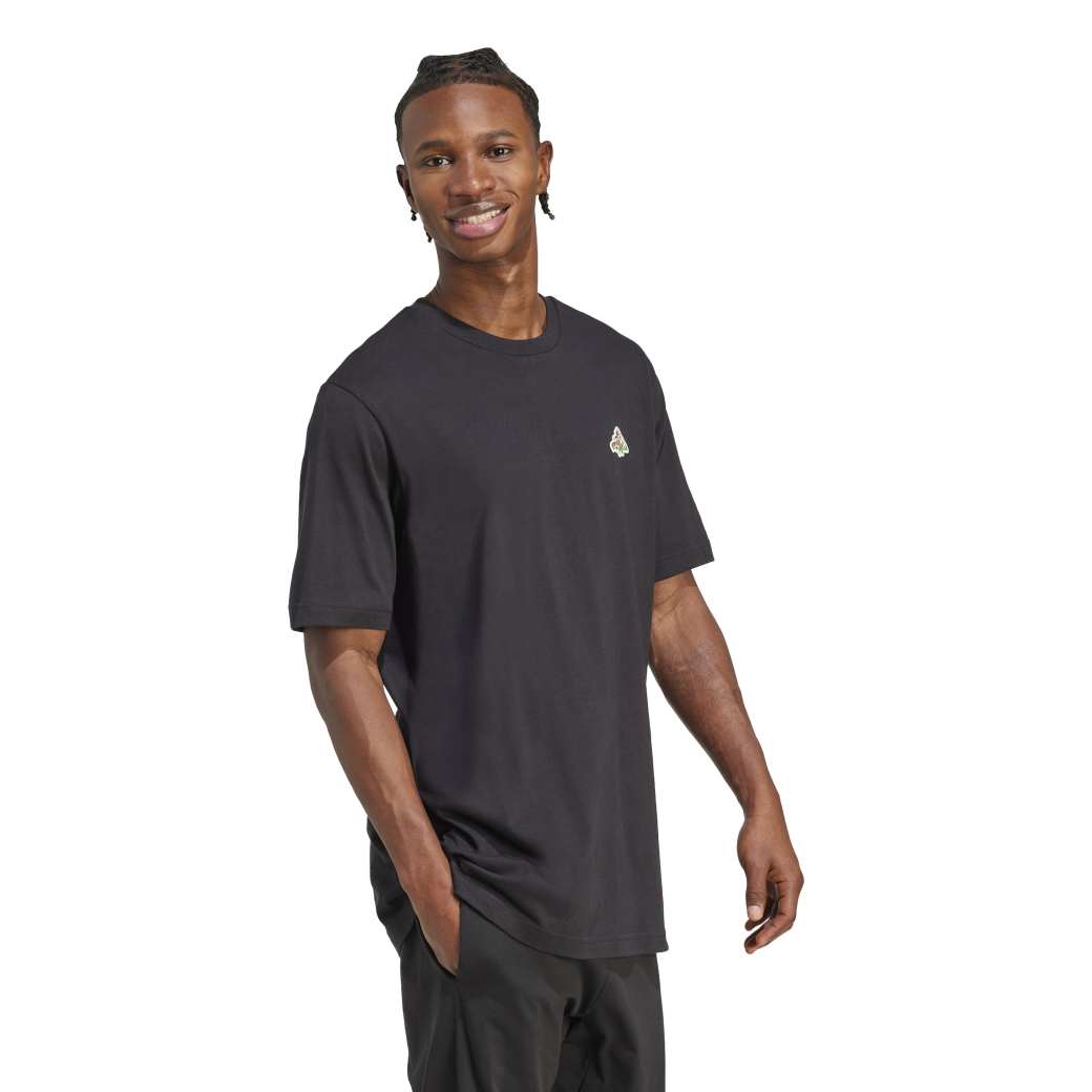 JM6483_4_APPAREL_On-Model_Walking-View_white