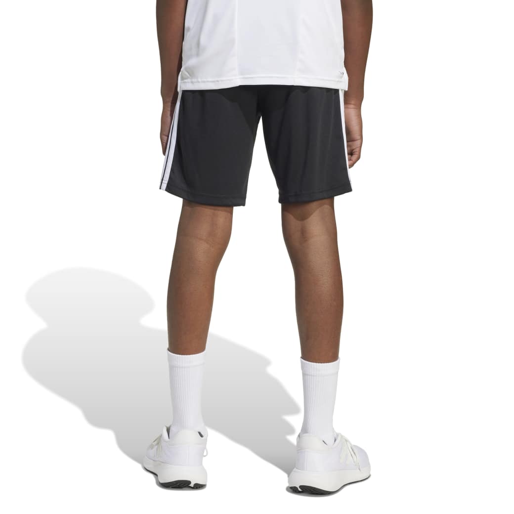 JJ1038_3_APPAREL_On-Model_Back-View_white