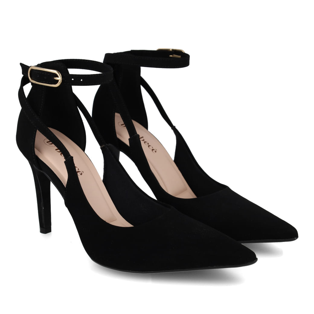 Scarpin Bebecê preto com tira no tornozelo e salto fino para uso formal