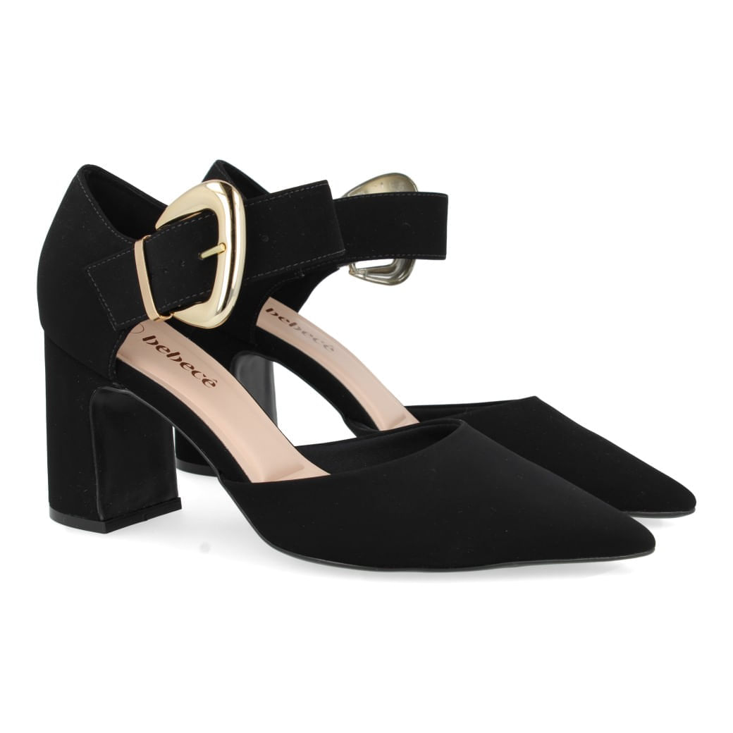 Scarpin Bebecê Feminino Fivela Preto vista frontal para ajuste e conforto
