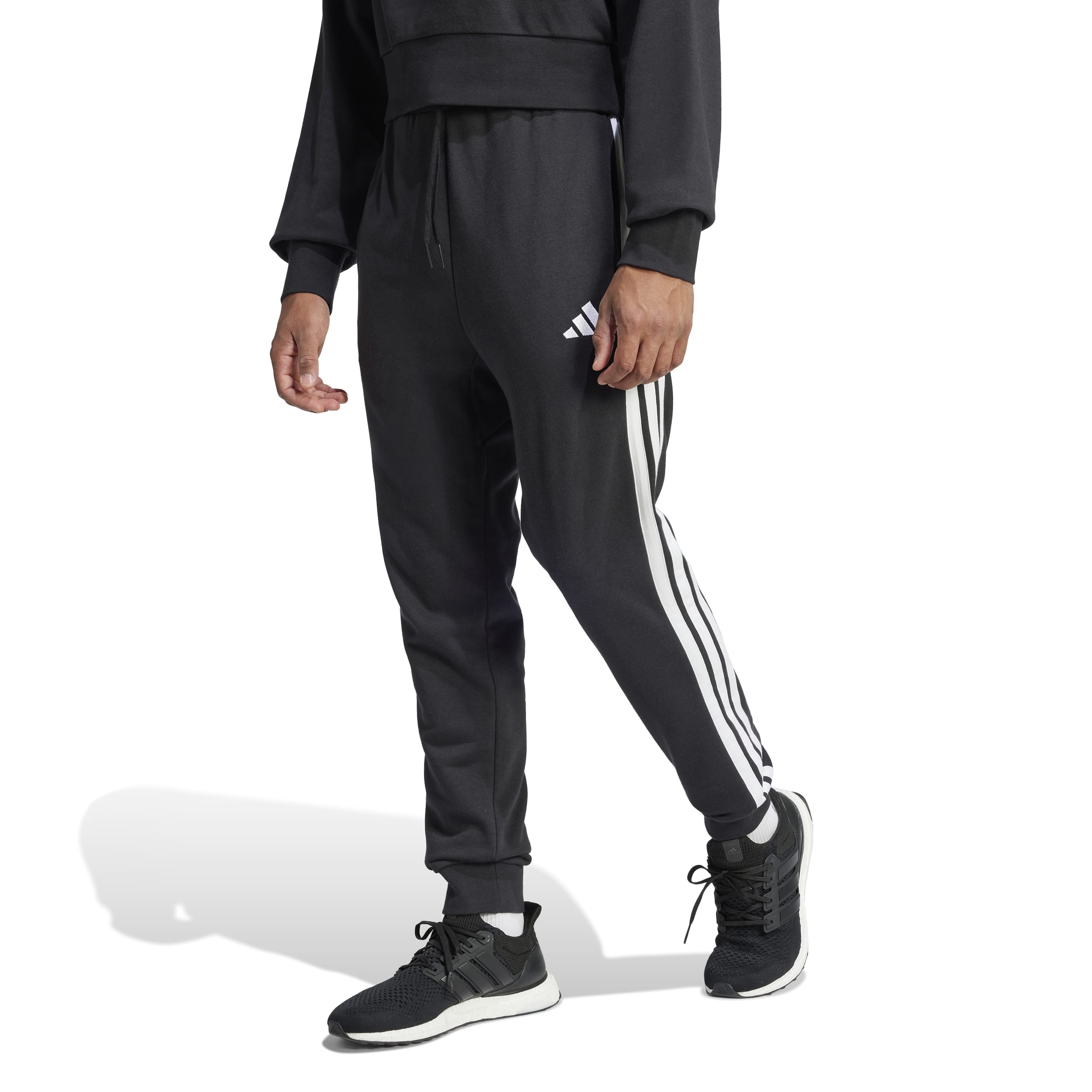 JD1881_3_APPAREL_On-Model_Standard-View_white