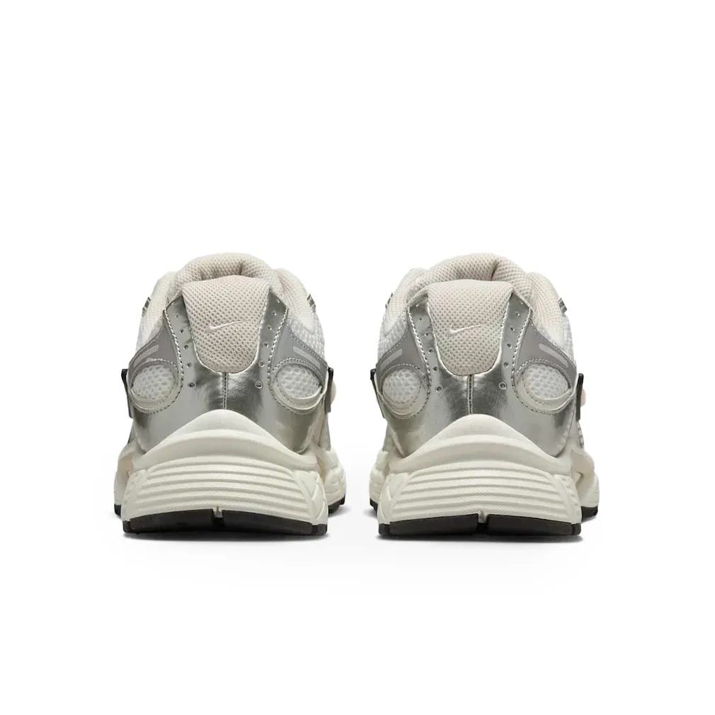 Nike-Tenis-HQ7901-104-V5-RNR-BrancoPrata-Sint-999999992715246--5-