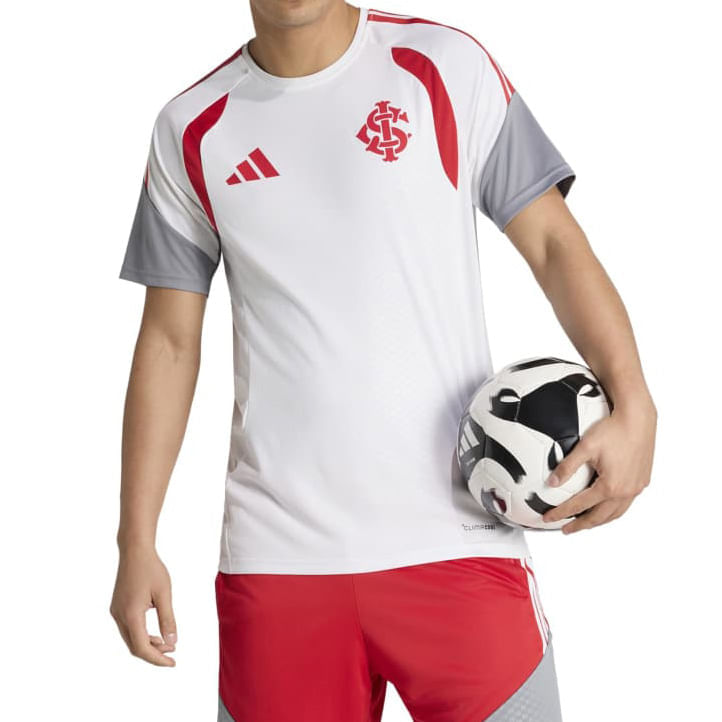 KA5429_3_APPAREL_On-Model_Standard-View_white