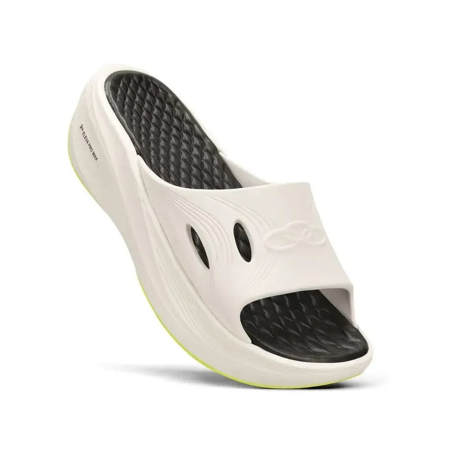 Chinelo Olympikus Arenito masculino branco com detalhes em preto e verde, vista lateral destacando design e textura