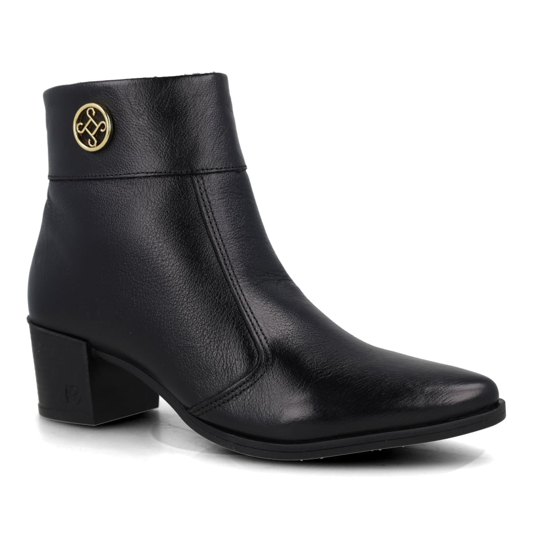 Pegada-Bota-280512-05-Preto-Napa_4__06