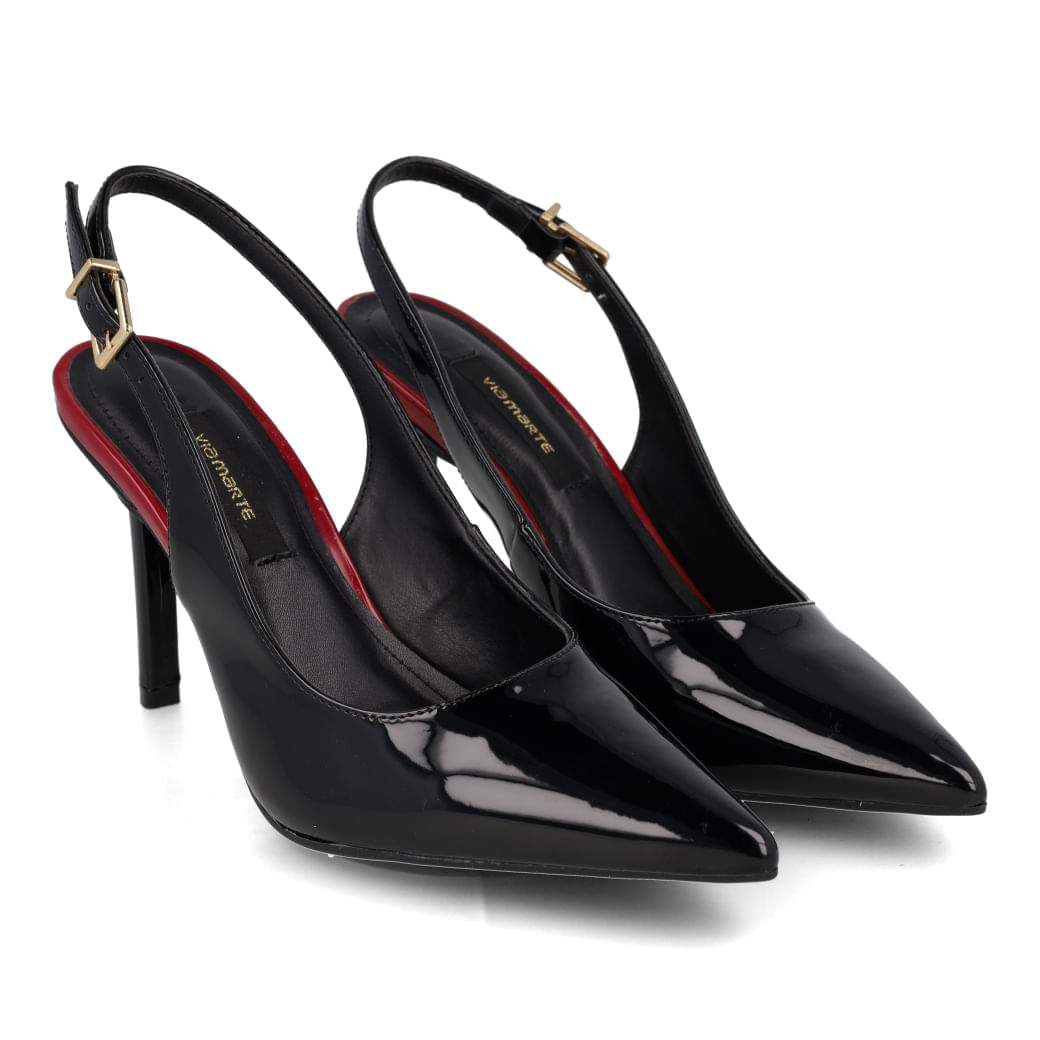 Scarpin Via Marte preto feminino em material sintético visto de frente para ajuste e conforto