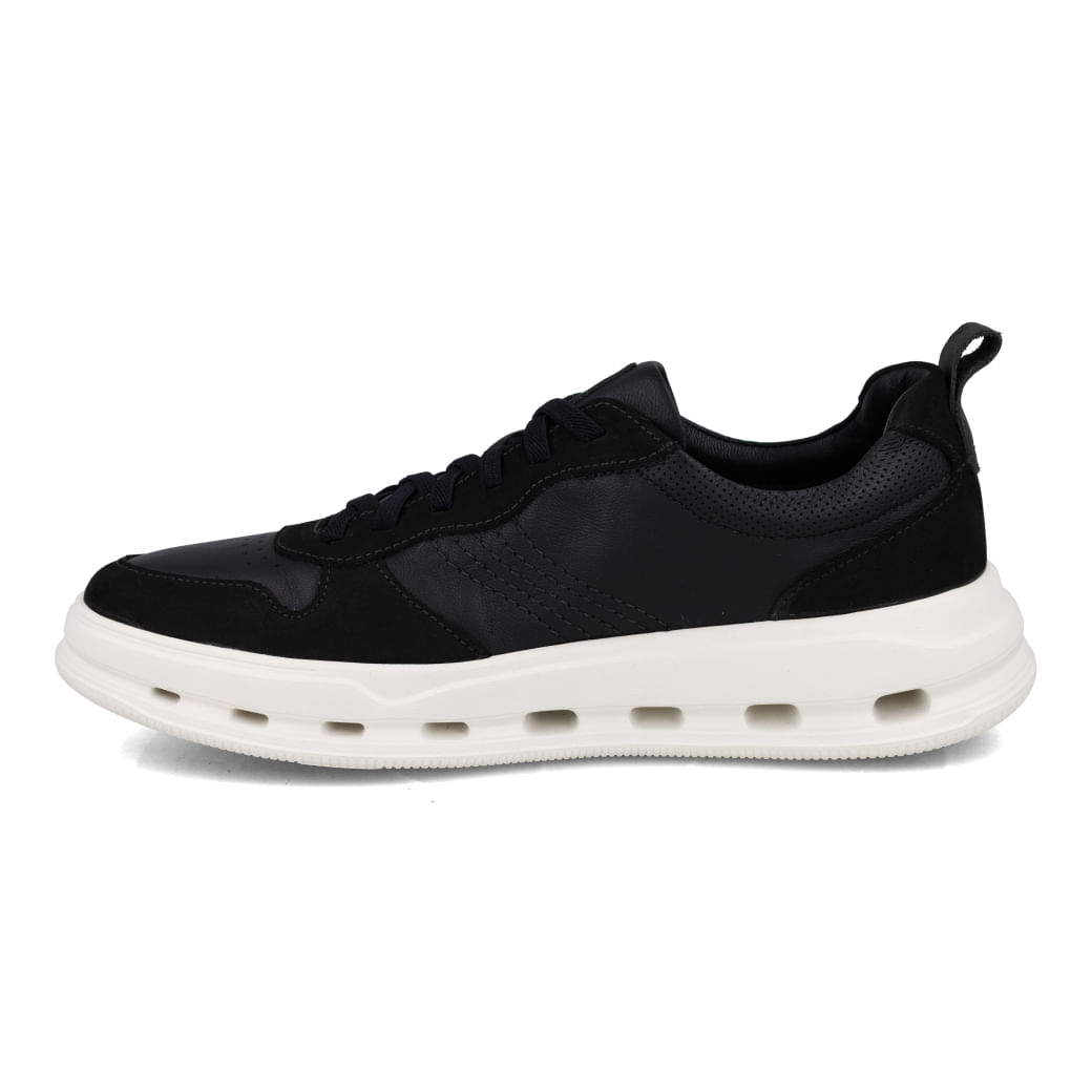 Tênis Democrata Groove Full Light masculino preto vista lateral com detalhes em couro