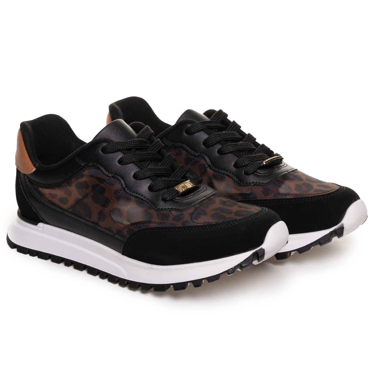 Tênis casual feminino Vizzano preto, detalhe lateral mostrando design e conforto.