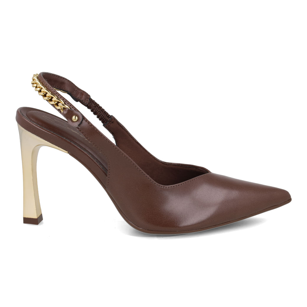 Scarpin feminino marrom em napa sintética com corrente dourada e salto fino de 9cm