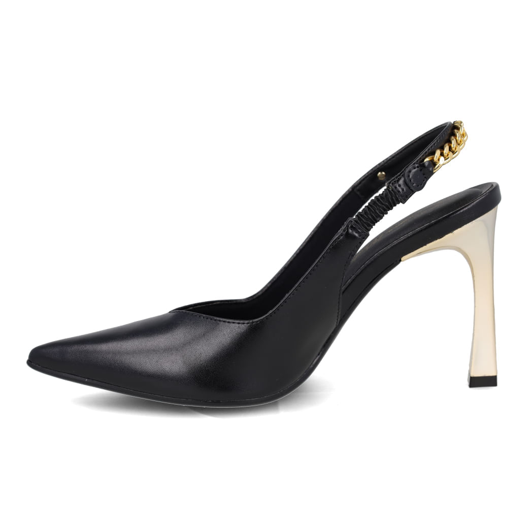 Scarpin feminino preto com salto alto e detalhes dourados, vista frontal para seção Vai Servir