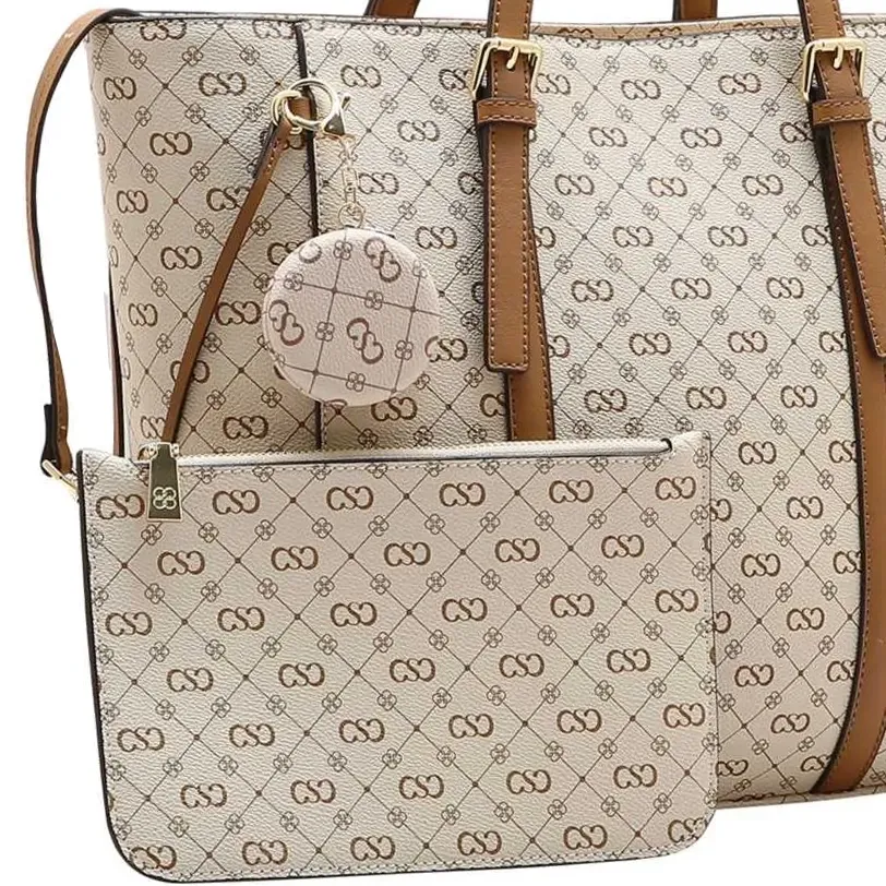 Bolsa Chenson monograma bege vista frontal com alças longas