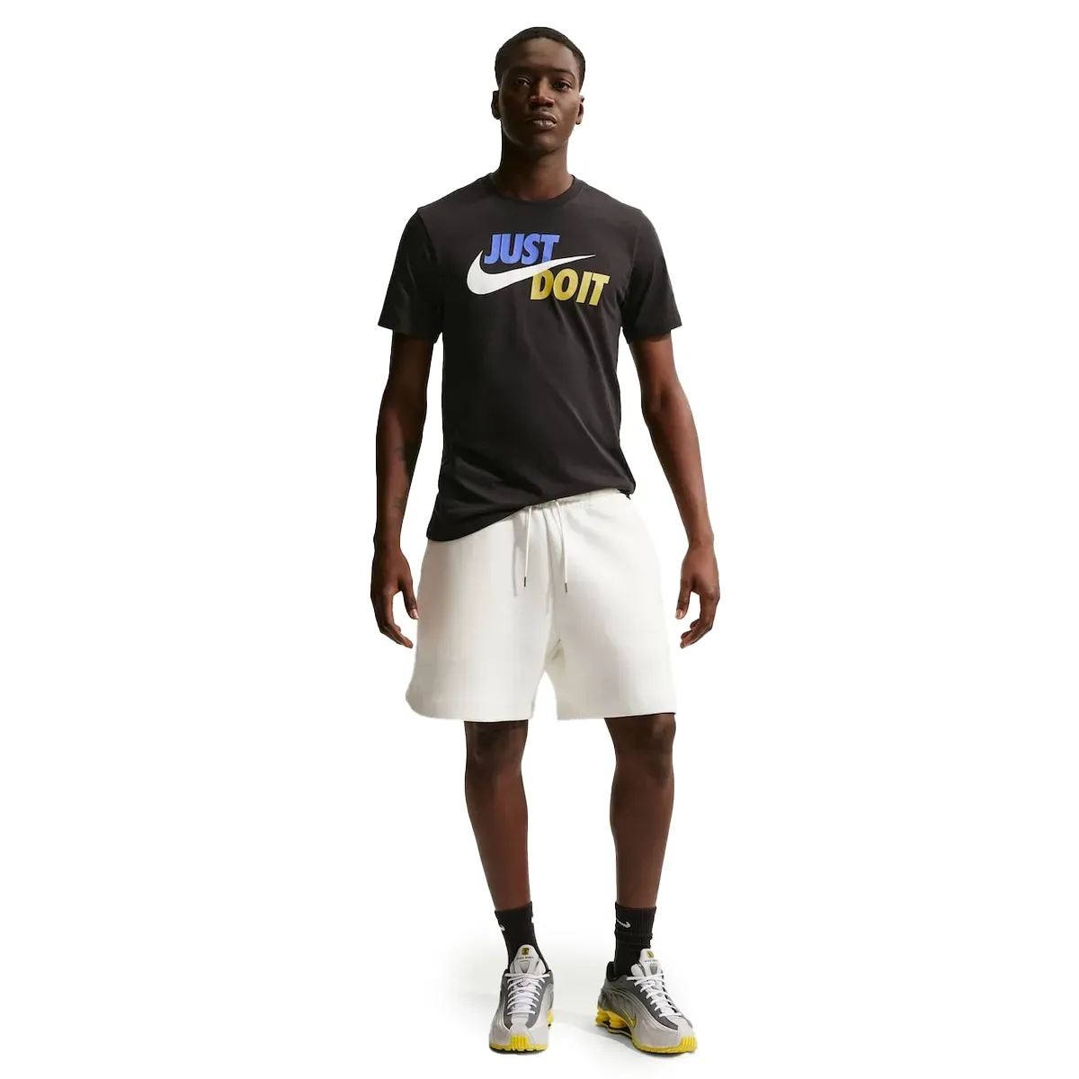Camiseta masculina Nike Sportswear JDI preta vista frontal para ajuste
