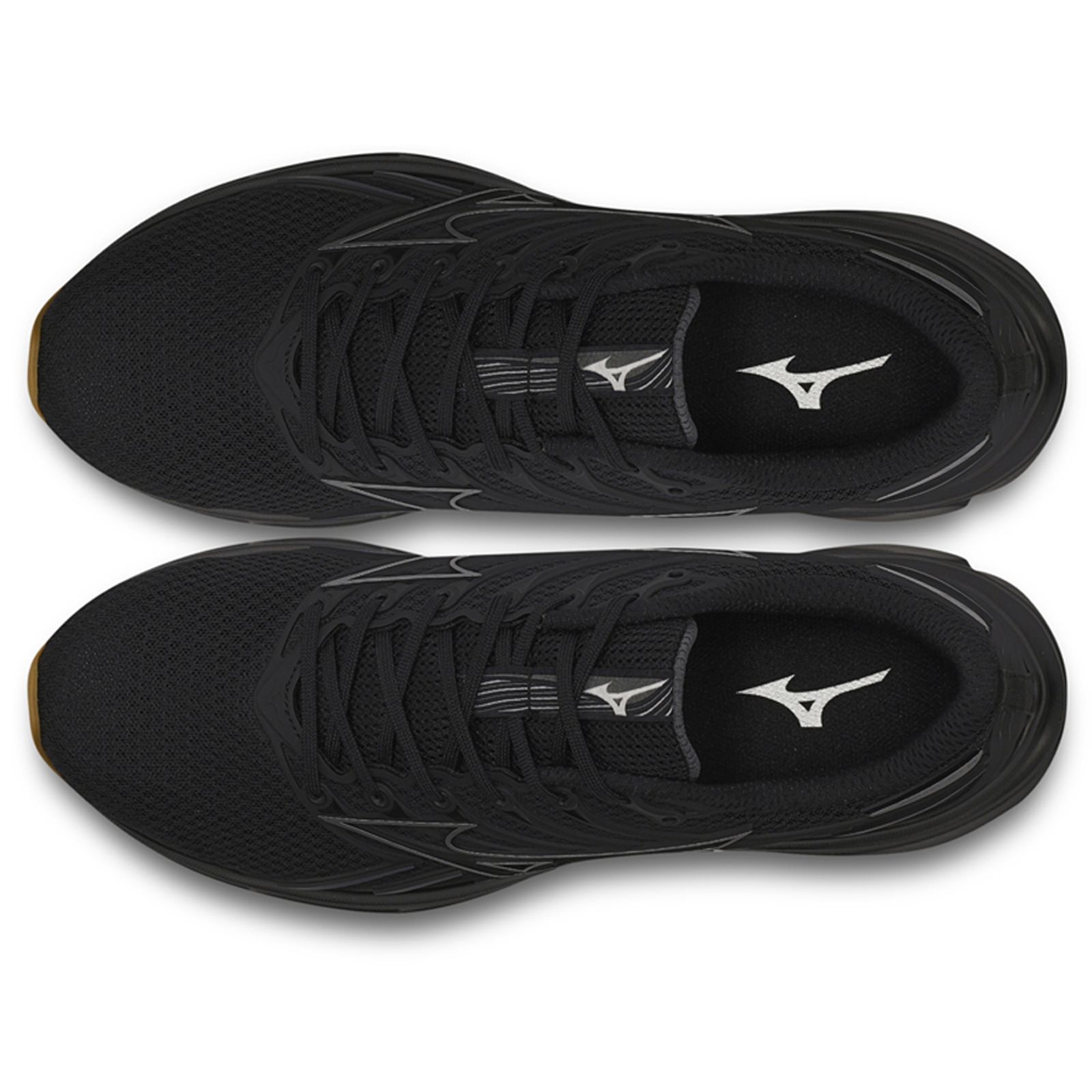 Vista traseira do Mizuno Jet 8 masculino preto mostrando puxador no calcanhar e entressola robusta