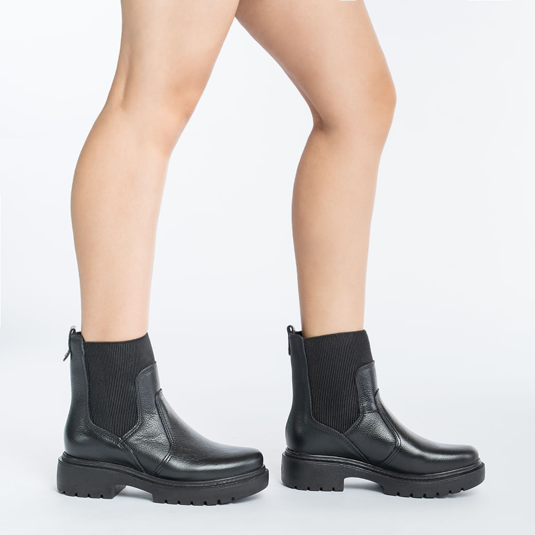 Pegada-Bota-282407-04-Preto-Couro2