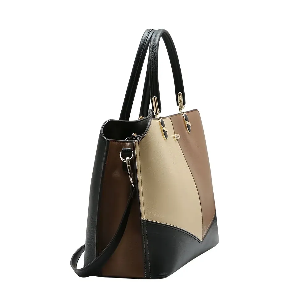 Bolsa Patchwork Chenson Clássico Feminina Preta vista lateral