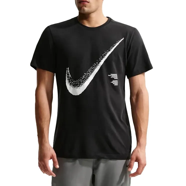 Camiseta Nike Dri-FIT Heritage Masculina Preta com design de swoosh no peito