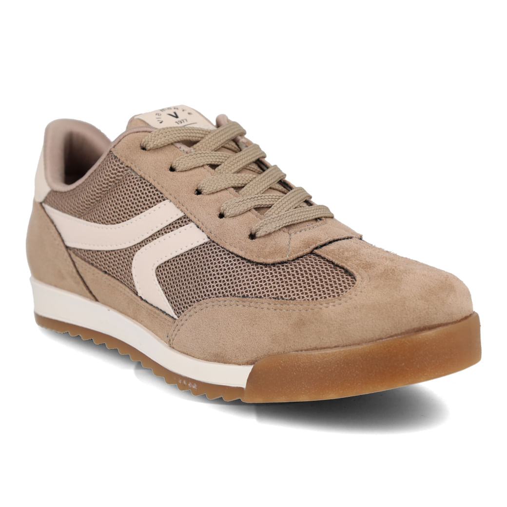 Tênis Via Marte Nude Feminino em camurça taupe com detalhes em couro branco e solado flatform
