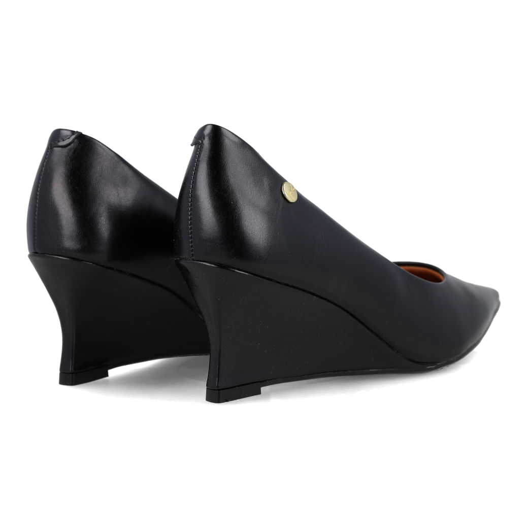 Sapato Vizzano Scarpin preto com salto anabela para conforto prolongado