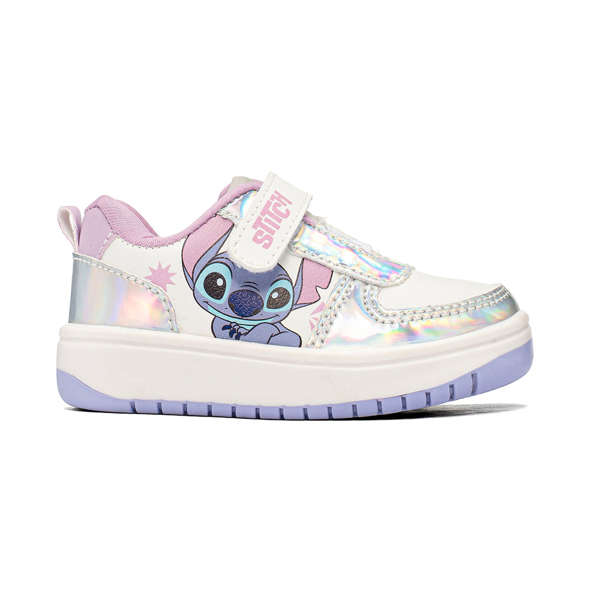 Tênis infantil branco com estampa do personagem Stitch e detalhes prateados, fechamento por velcro e sola branca com detalhes prateados