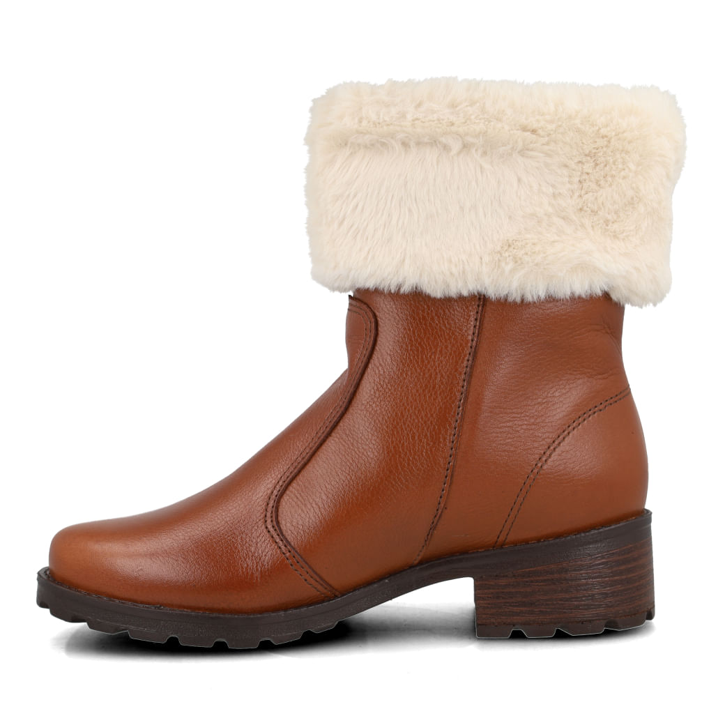 Pegada-Bota-281495-04-Pinhao-Couro_5__23