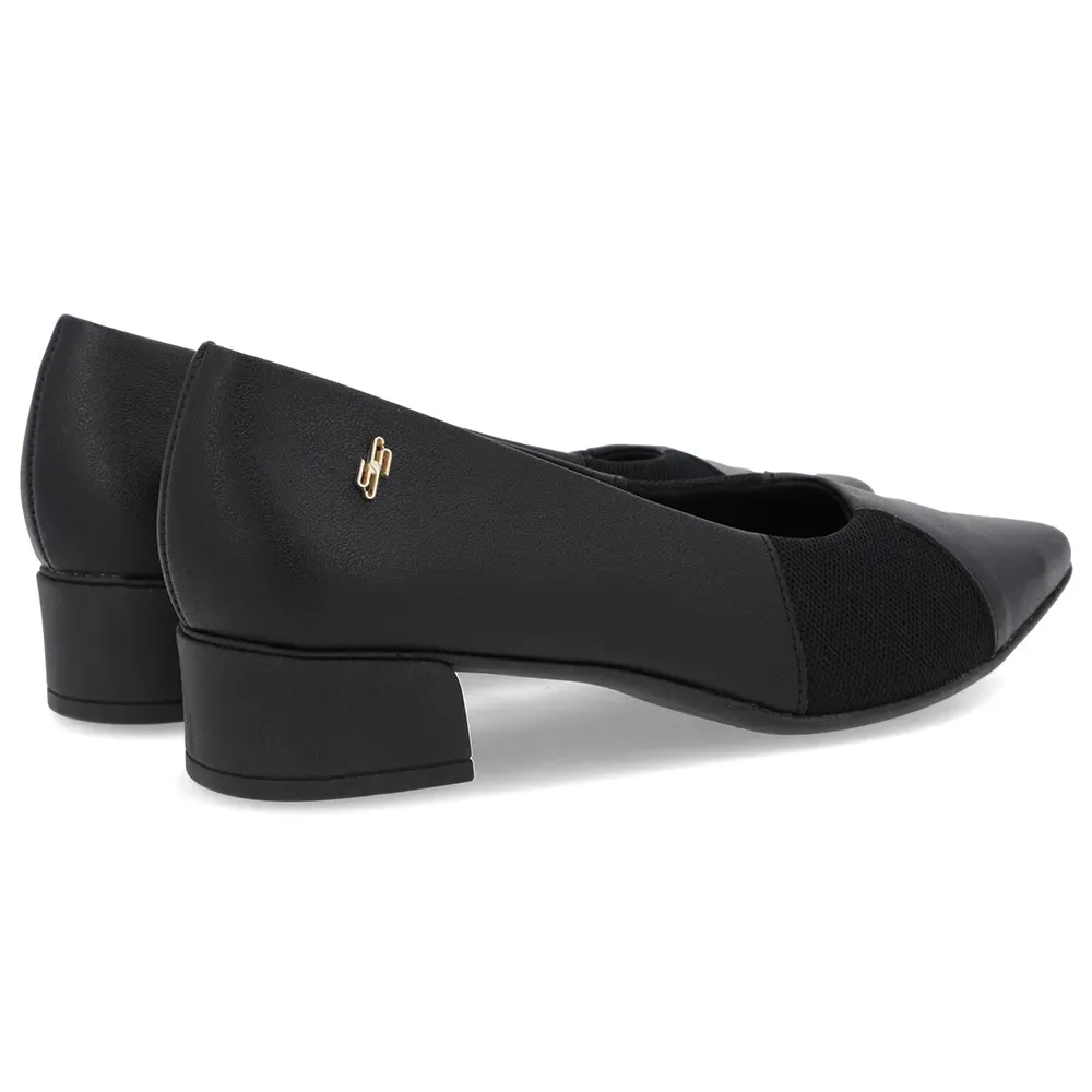 Scarpin Usaflex preto feminino vista lateral com salto bloco