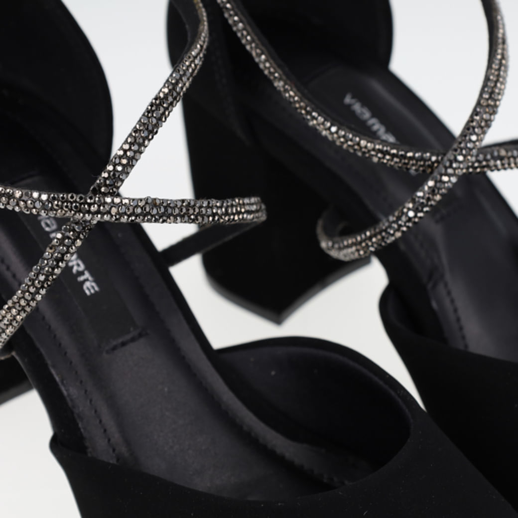 01-Via-Marte-Sapato-028-020-01-Preto-Nobuck_8__23