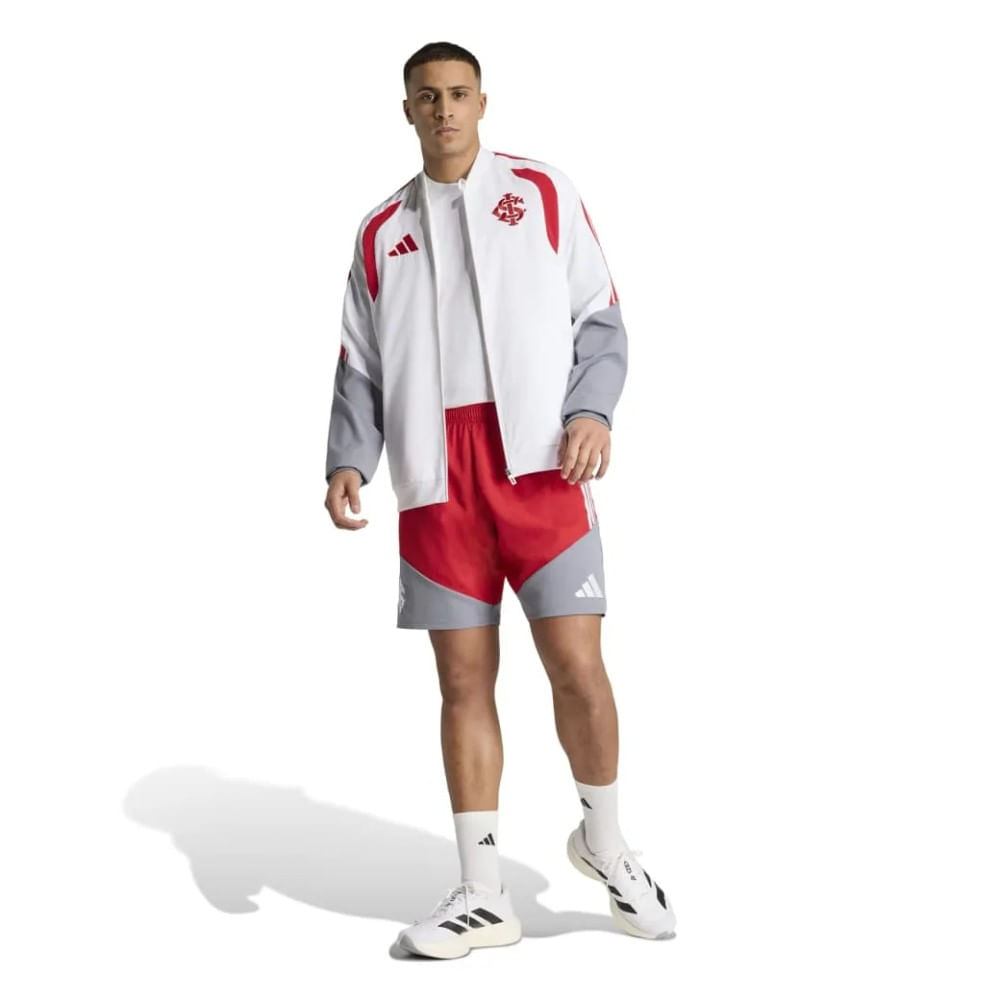 KA5435_5_APPAREL_On-Model_Standard-Outfit-View_white