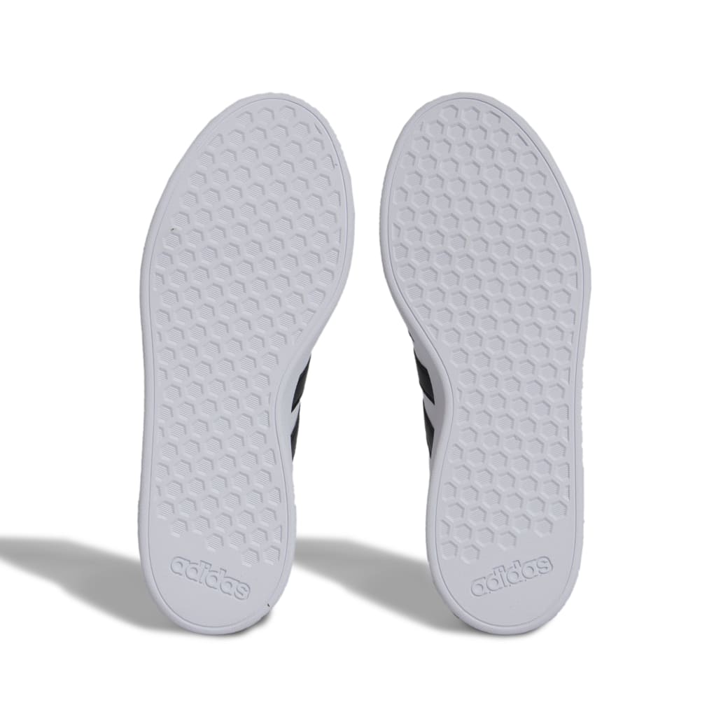 IQ7281_11_FOOTWEAR_Photography_Mirrored-Pair-View_white.jpg