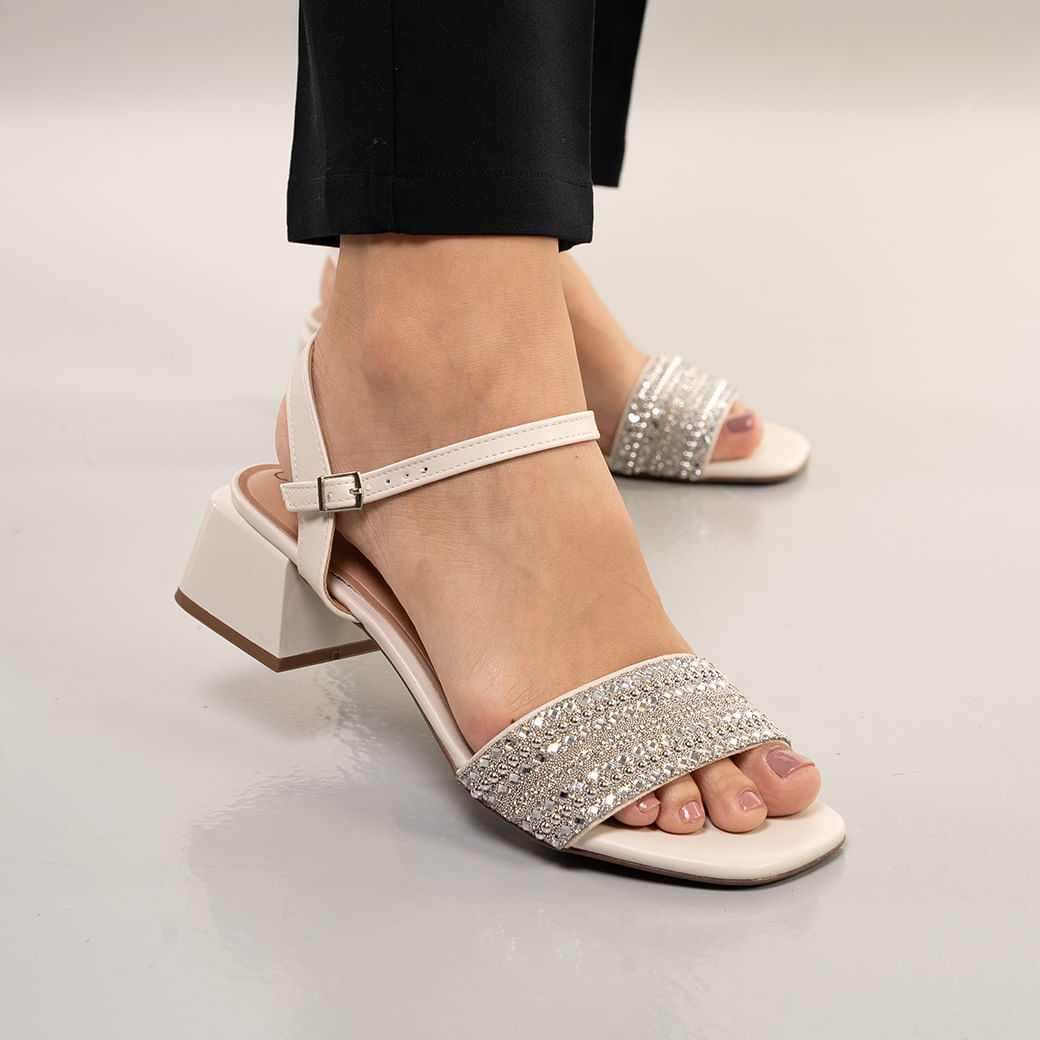 Sandália Feminina Brilho Salto Bloco Beira Rio Off White Oscar