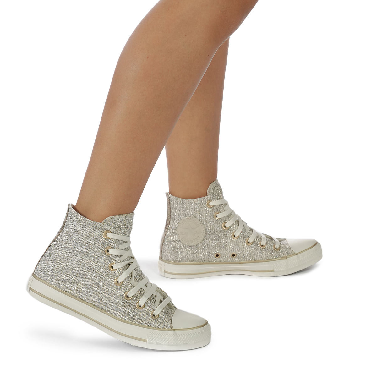 Tênis Converse Chuck Taylor All Star Hi Pretty Patina Ouro vista lateral mostrando textura glitter dourada e detalhes metálicos