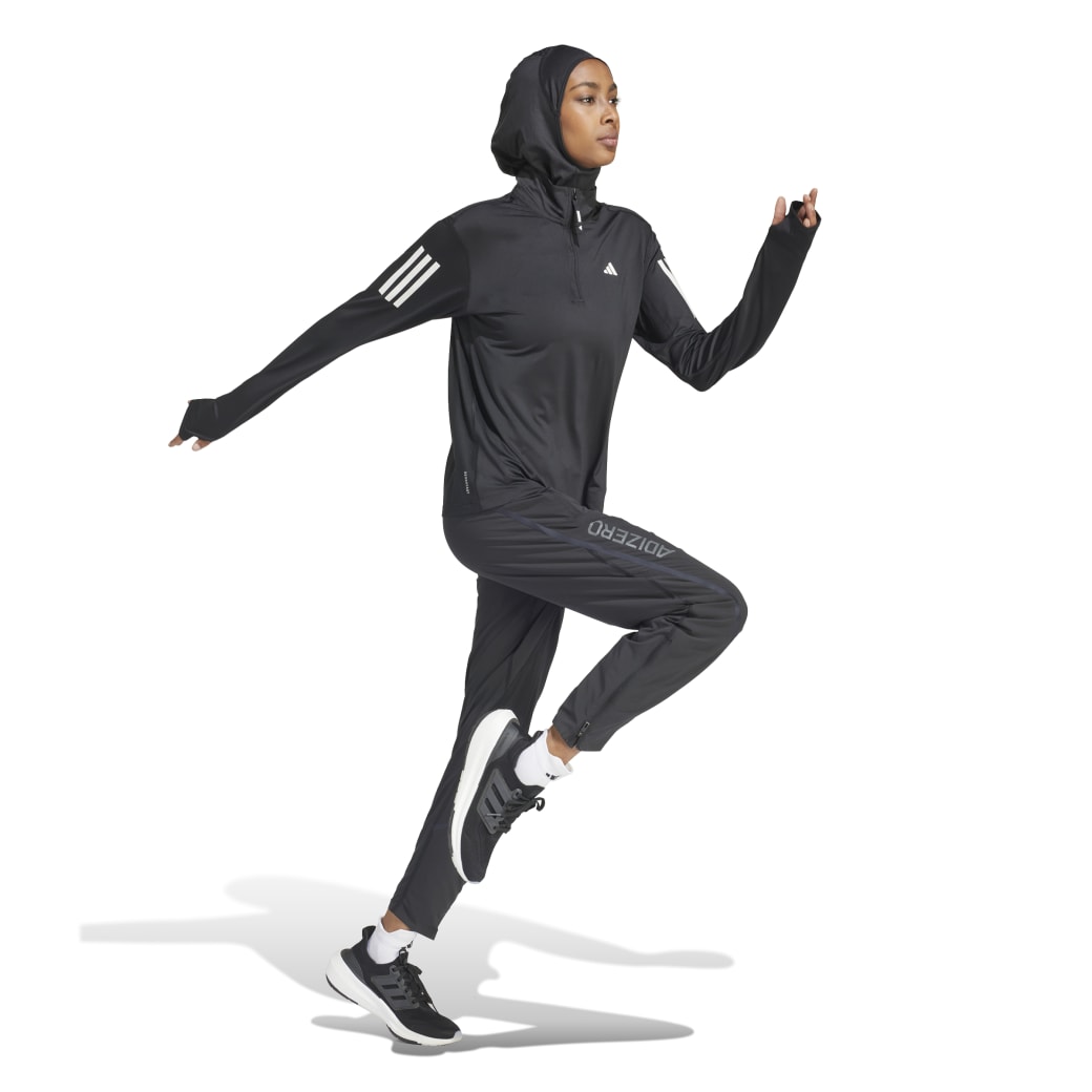 IK7440_6_APPAREL_On-Model_Walking-View_white.jpg