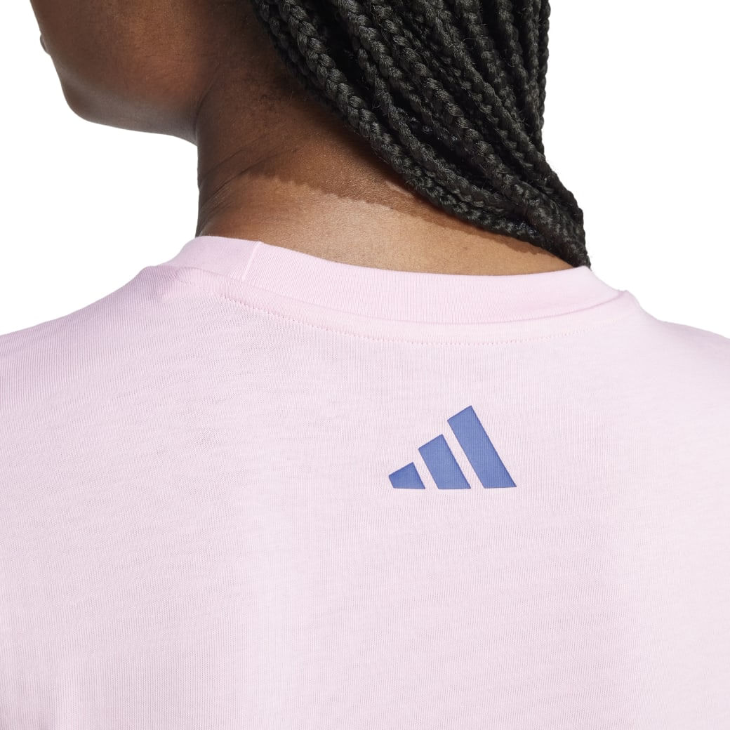 JN9124_5_APPAREL_On-Model_Detail-View-1_white.jpg