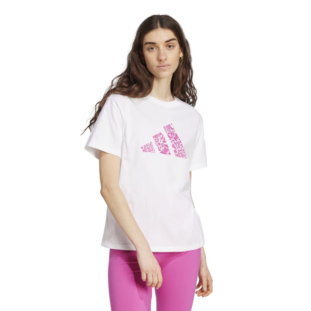 JN9107_2_APPAREL_On-Model_Standard-View_white.jpg