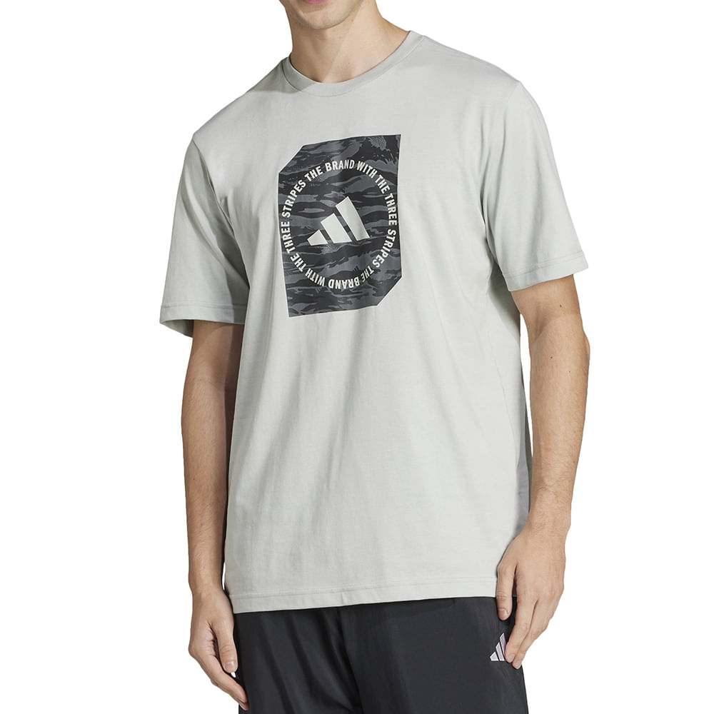 JI6762_2_APPAREL_On-Model_Standard-View_white.jpg