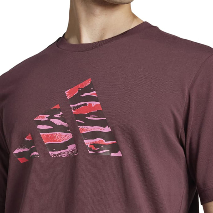 JI6769_5_APPAREL_On-Model_Detail-View-1_white.jpg